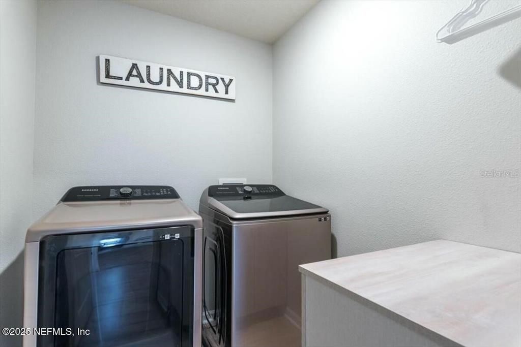 For Sale: $409,000 (4 beds, 2 baths, 2231 Square Feet)