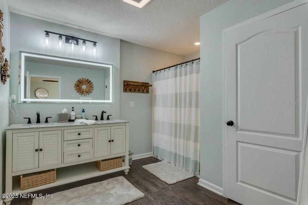 For Sale: $409,000 (4 beds, 2 baths, 2231 Square Feet)