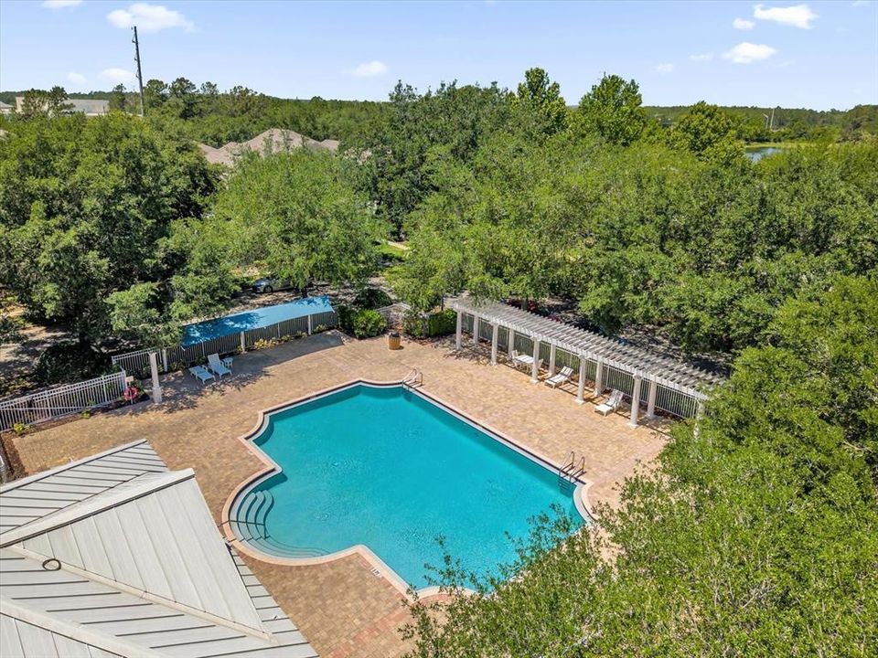 For Sale: $220,000 (2 beds, 2 baths, 1316 Square Feet)