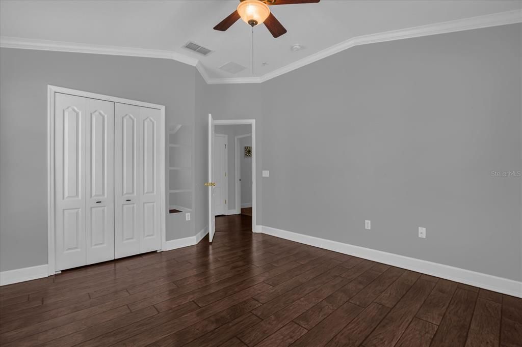 For Sale: $220,000 (2 beds, 2 baths, 1316 Square Feet)