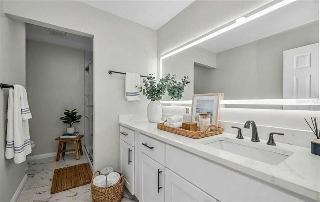For Sale: $579,500 (2 beds, 2 baths, 1580 Square Feet)