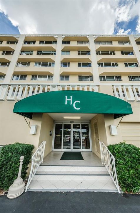 For Sale: $579,500 (2 beds, 2 baths, 1580 Square Feet)