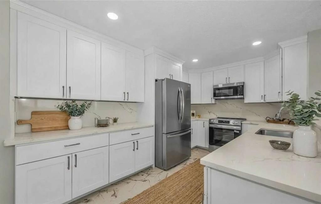 For Sale: $579,500 (2 beds, 2 baths, 1580 Square Feet)