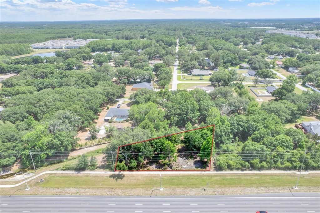 待售: $599,999 (0.42 acres)