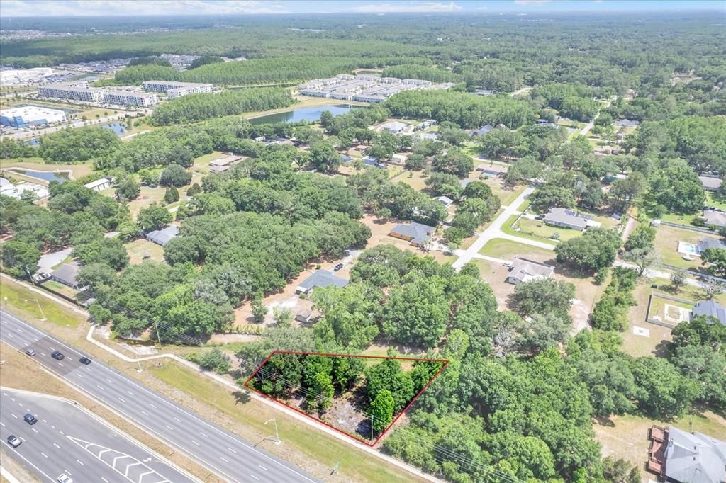 待售: $599,999 (0.42 acres)