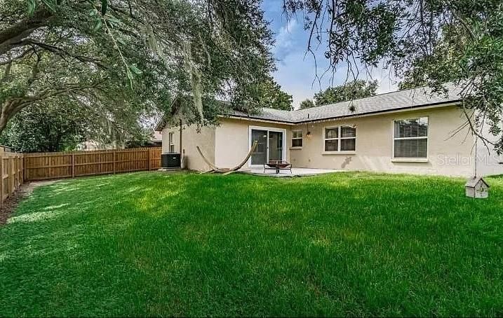 For Rent: $2,300 (3 beds, 2 baths, 1348 Square Feet)