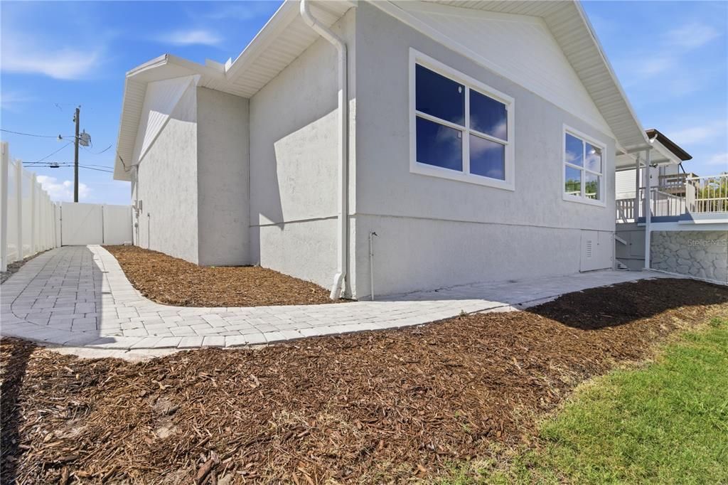 For Sale: $728,250 (3 beds, 2 baths, 2395 Square Feet)