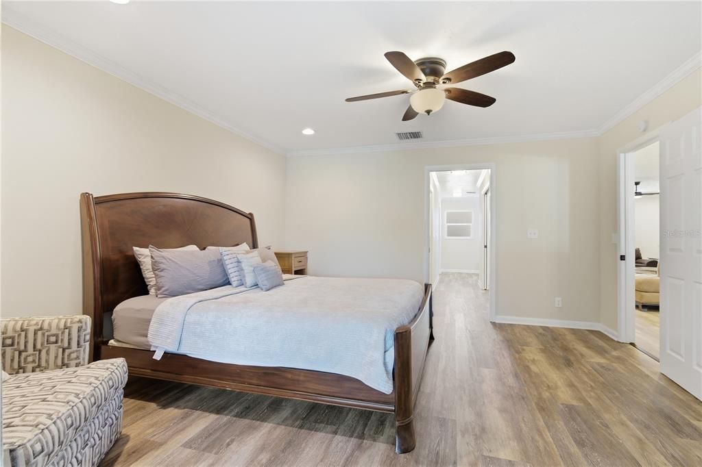 For Sale: $728,250 (3 beds, 2 baths, 2395 Square Feet)