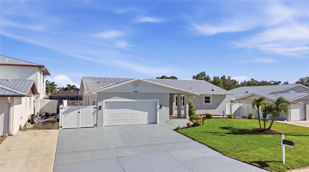 For Sale: $728,250 (3 beds, 2 baths, 2395 Square Feet)