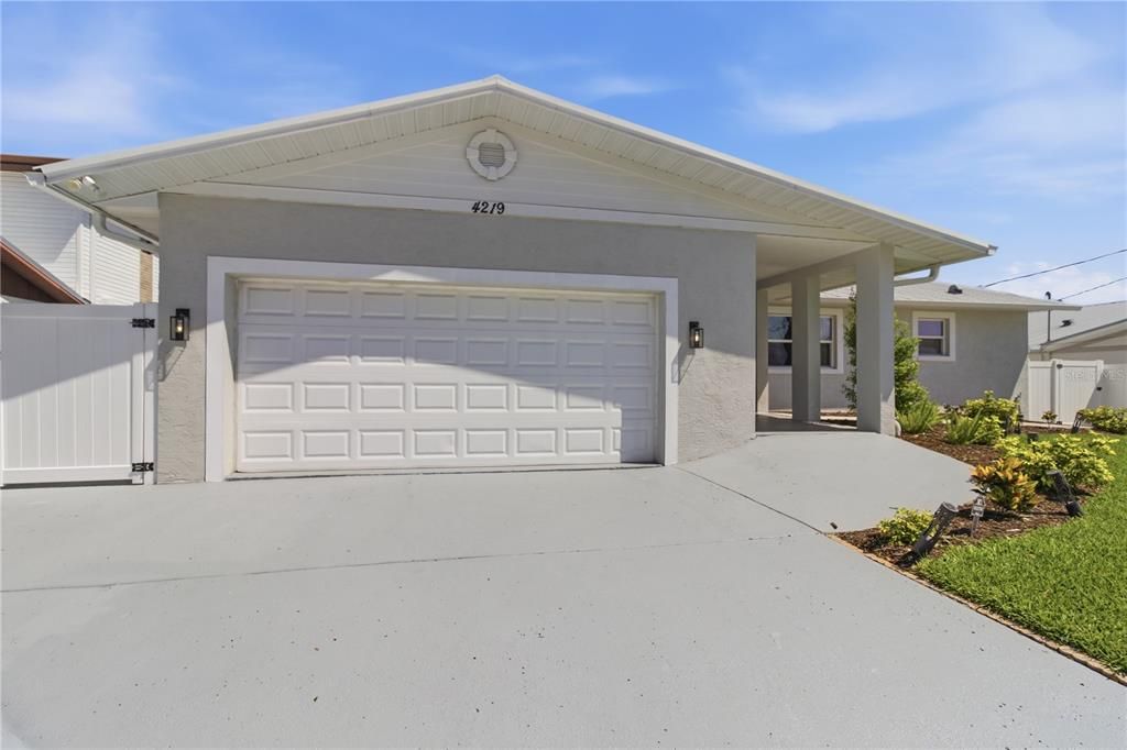 For Sale: $728,250 (3 beds, 2 baths, 2395 Square Feet)