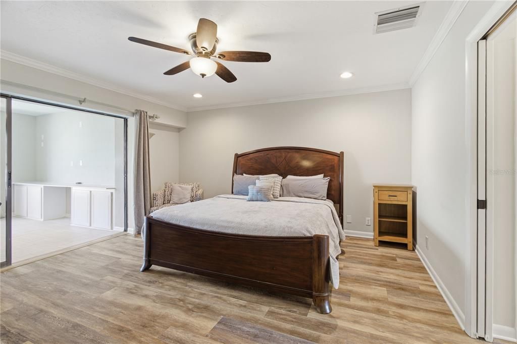 For Sale: $728,250 (3 beds, 2 baths, 2395 Square Feet)