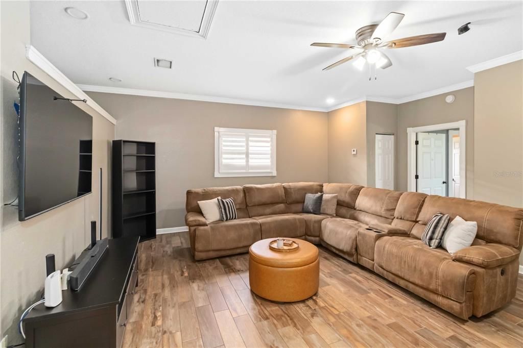 Active With Contract: $749,500 (4 beds, 3 baths, 3017 Square Feet)