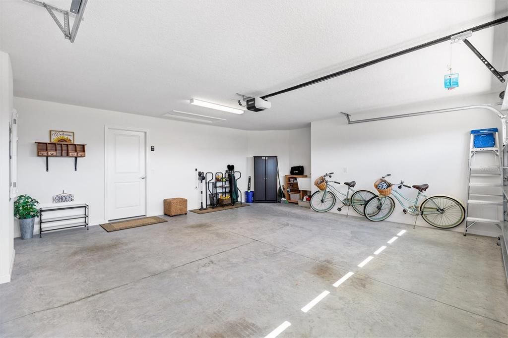 На продажу: $299,900 (2 спален, 2 ванн, 1198 Квадратных фут)