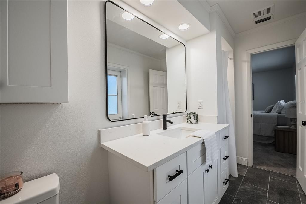 Active With Contract: $398,500 (3 beds, 2 baths, 2000 Square Feet)