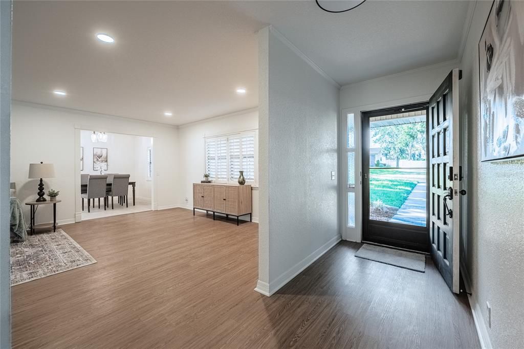 Active With Contract: $398,500 (3 beds, 2 baths, 2000 Square Feet)