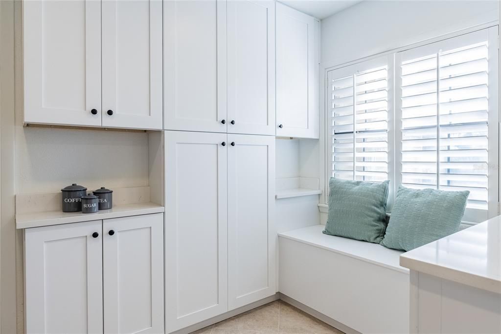 Active With Contract: $398,500 (3 beds, 2 baths, 2000 Square Feet)