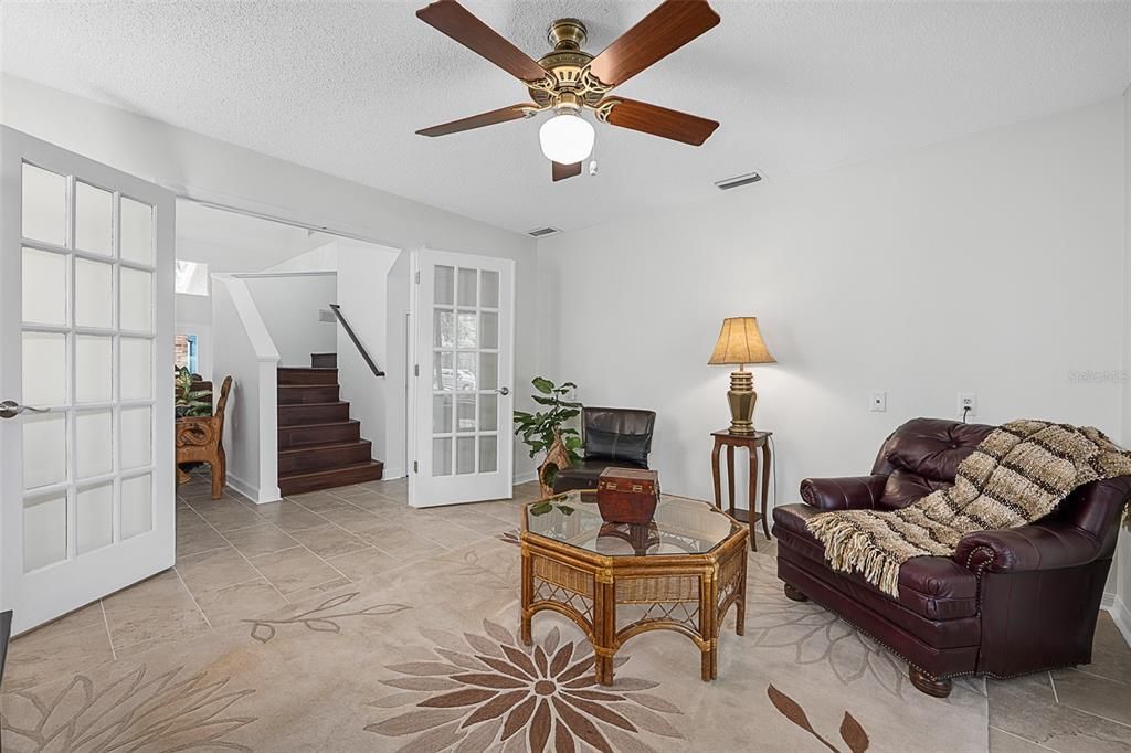 For Sale: $800,000 (5 beds, 3 baths, 3193 Square Feet)