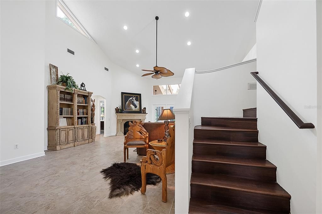 For Sale: $800,000 (5 beds, 3 baths, 3193 Square Feet)