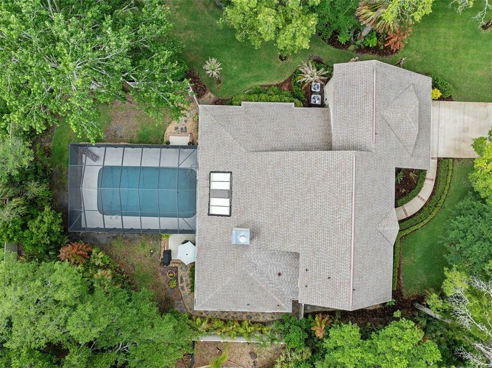 For Sale: $800,000 (5 beds, 3 baths, 3193 Square Feet)