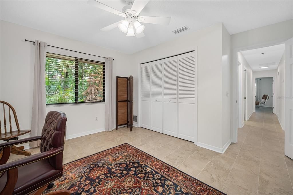 For Sale: $800,000 (5 beds, 3 baths, 3193 Square Feet)