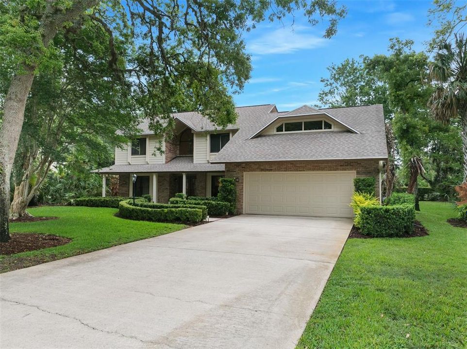 For Sale: $800,000 (5 beds, 3 baths, 3193 Square Feet)