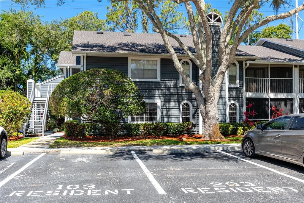 For Sale: $229,000 (2 beds, 2 baths, 1270 Square Feet)
