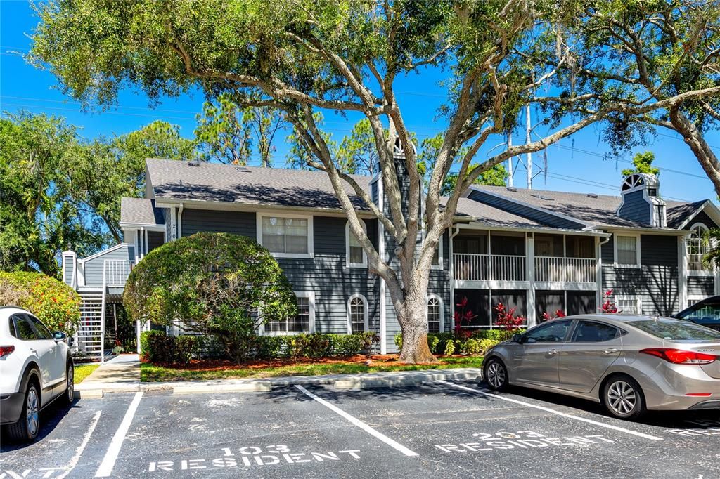For Sale: $229,000 (2 beds, 2 baths, 1270 Square Feet)