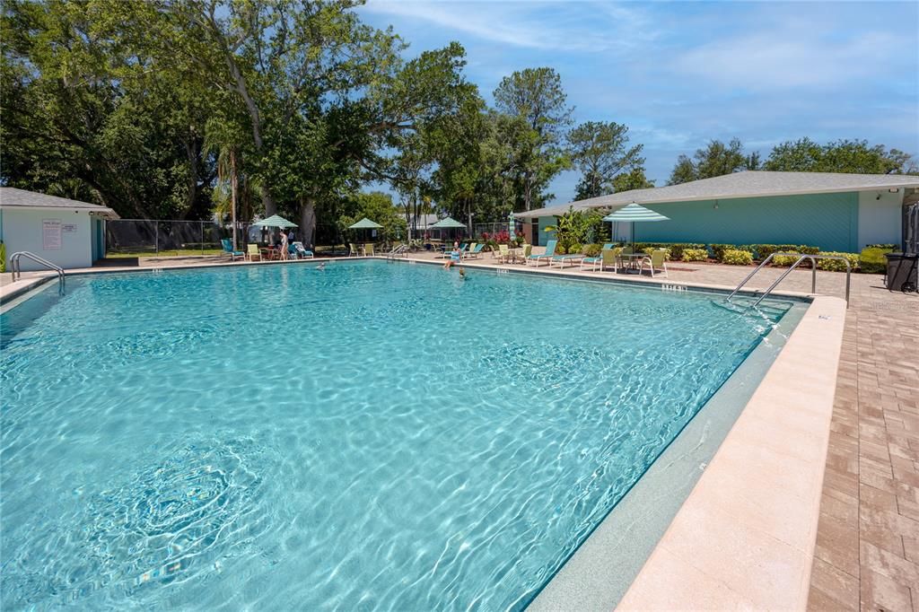 For Sale: $229,000 (2 beds, 2 baths, 1270 Square Feet)