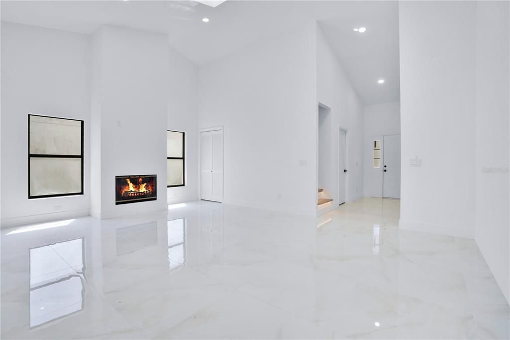 Activo con contrato: $469,900 (3 camas, 2 baños, 1502 Pies cuadrados)