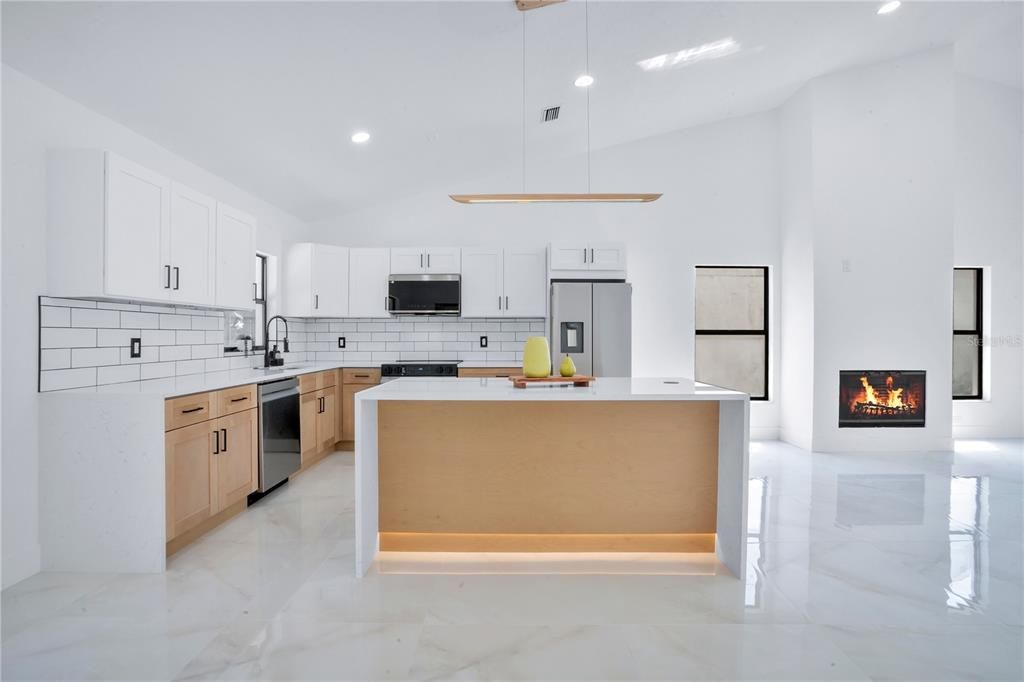 Activo con contrato: $469,900 (3 camas, 2 baños, 1502 Pies cuadrados)