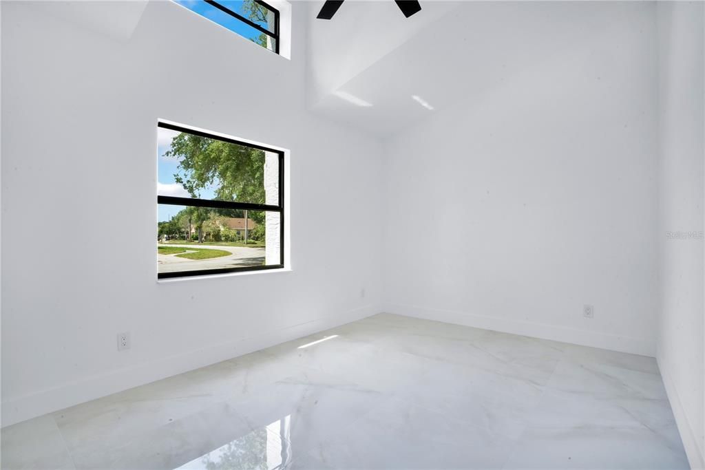 Activo con contrato: $469,900 (3 camas, 2 baños, 1502 Pies cuadrados)