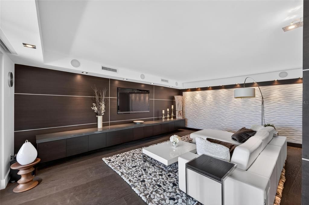 For Rent: $7,950 (2 beds, 2 baths, 1692 Square Feet)
