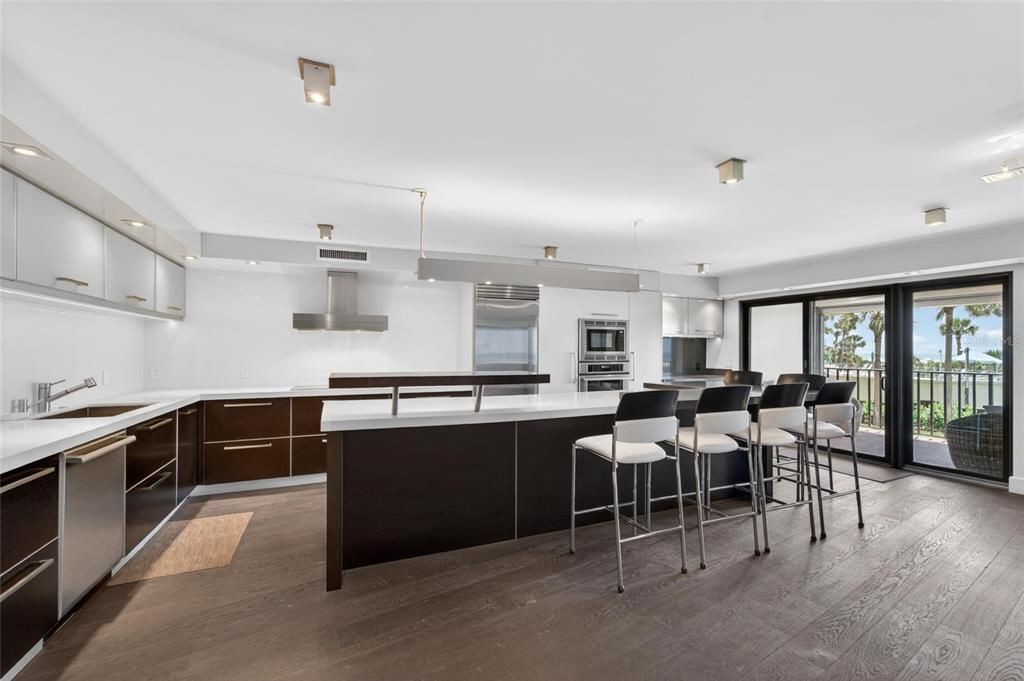 For Rent: $7,950 (2 beds, 2 baths, 1692 Square Feet)