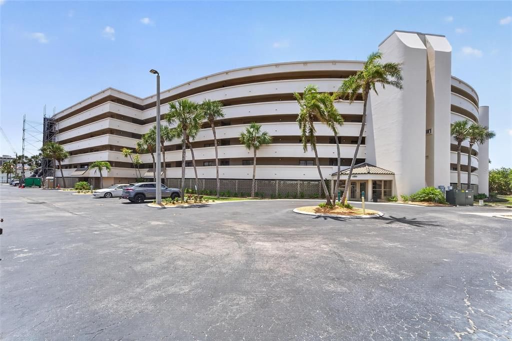 For Rent: $7,950 (2 beds, 2 baths, 1692 Square Feet)