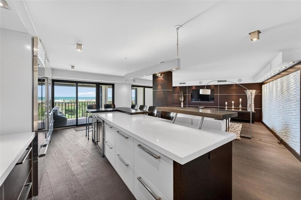 For Rent: $7,950 (2 beds, 2 baths, 1692 Square Feet)