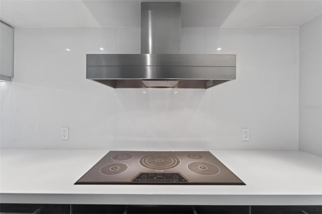 For Rent: $7,950 (2 beds, 2 baths, 1692 Square Feet)