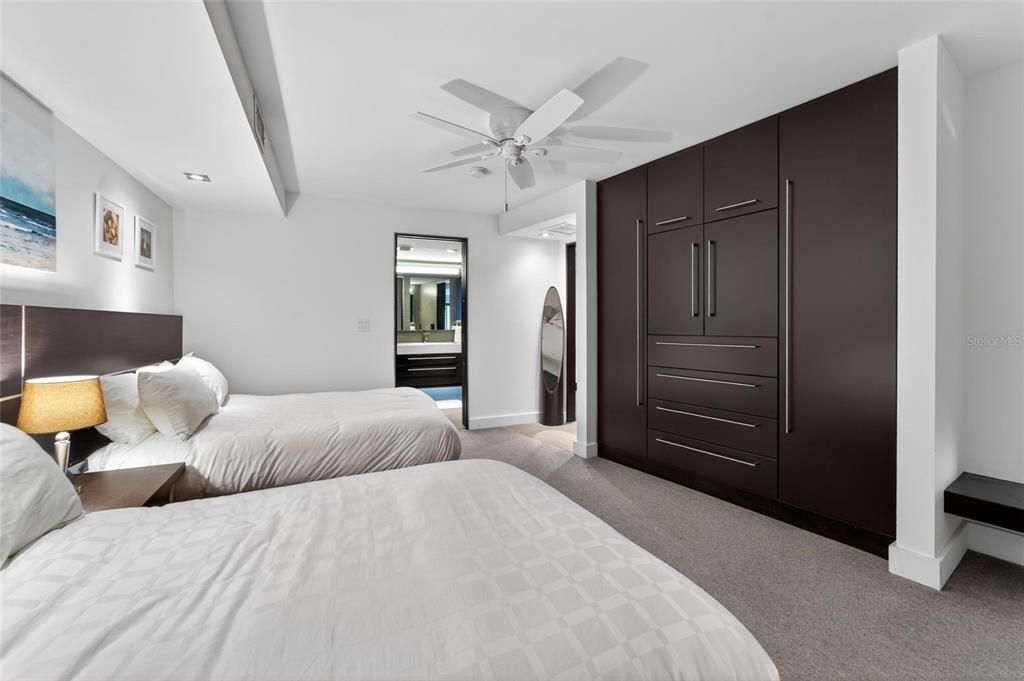 For Rent: $7,950 (2 beds, 2 baths, 1692 Square Feet)