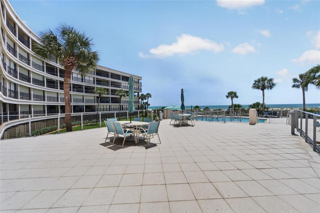 For Rent: $7,950 (2 beds, 2 baths, 1692 Square Feet)