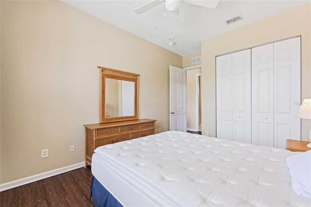 Active With Contract: $1,825 (4 beds, 2 baths, 1688 Square Feet)