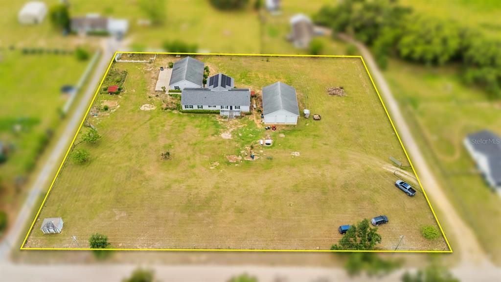 En Venta: $487,000 (4 camas, 2 baños, 2684 Pies cuadrados)