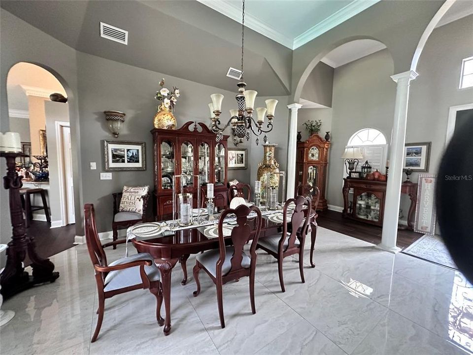 For Sale: $899,000 (4 beds, 2 baths, 3799 Square Feet)