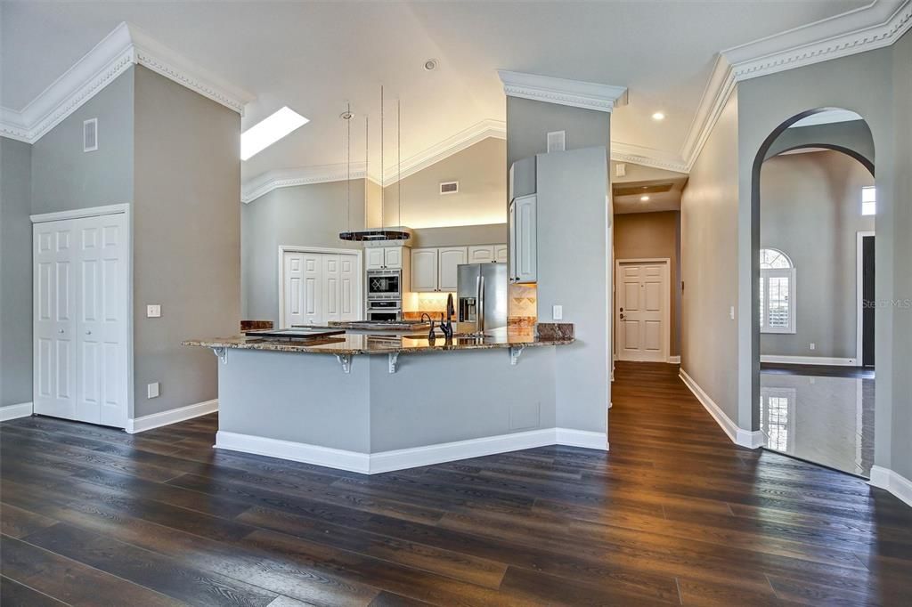 For Sale: $899,000 (4 beds, 2 baths, 3799 Square Feet)