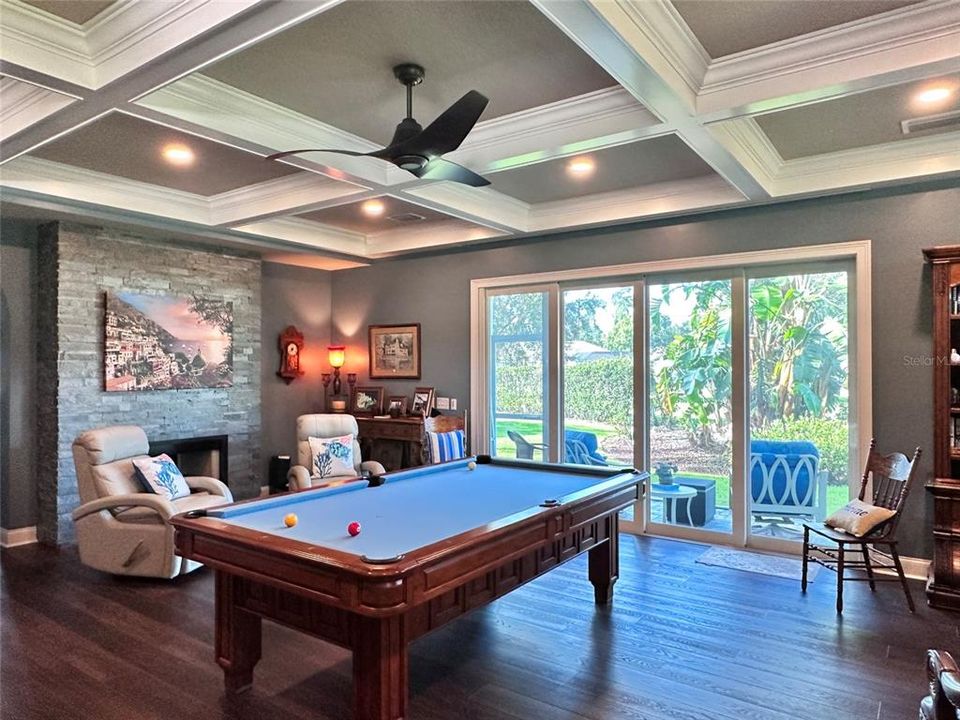 For Sale: $899,000 (4 beds, 2 baths, 3799 Square Feet)
