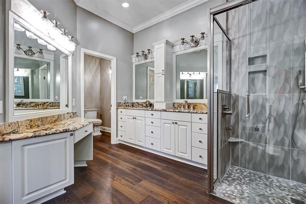 For Sale: $899,000 (4 beds, 2 baths, 3799 Square Feet)