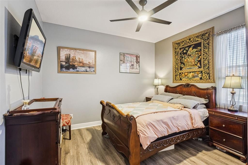 For Sale: $549,000 (4 beds, 3 baths, 2242 Square Feet)