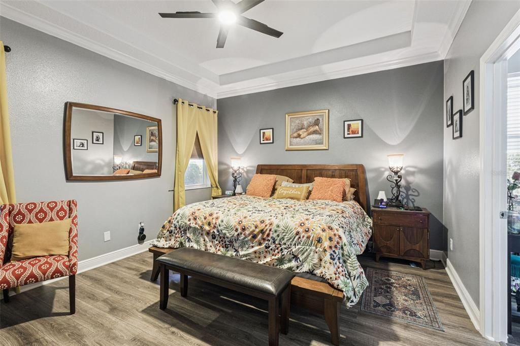 For Sale: $549,000 (4 beds, 3 baths, 2242 Square Feet)