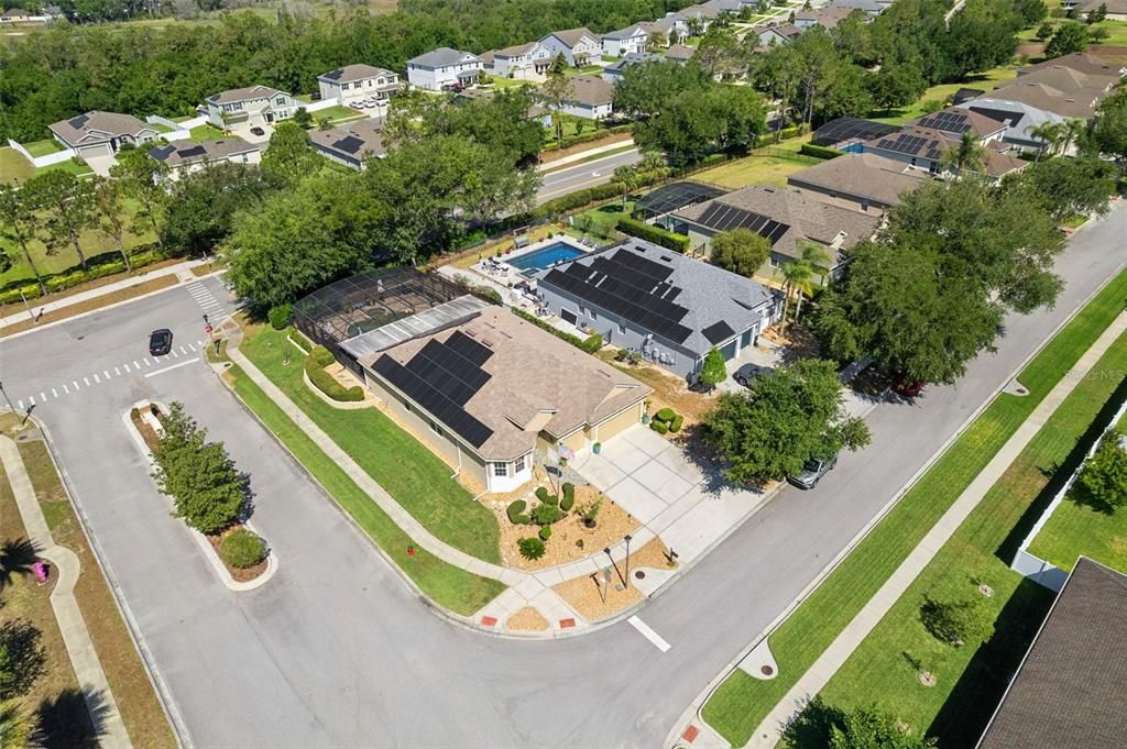 For Sale: $549,000 (4 beds, 3 baths, 2242 Square Feet)