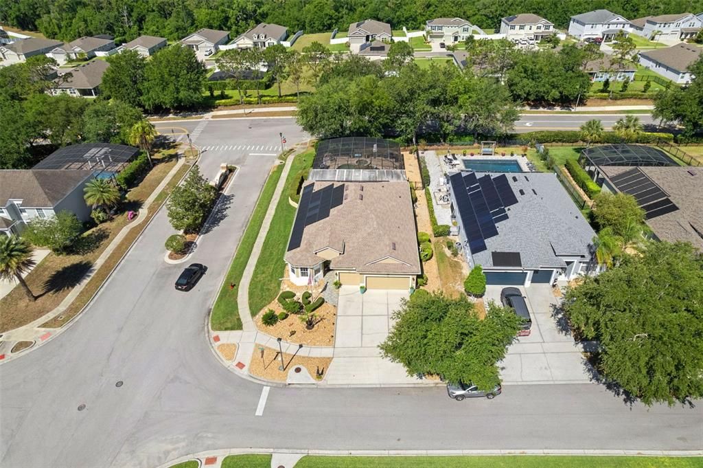 For Sale: $549,000 (4 beds, 3 baths, 2242 Square Feet)