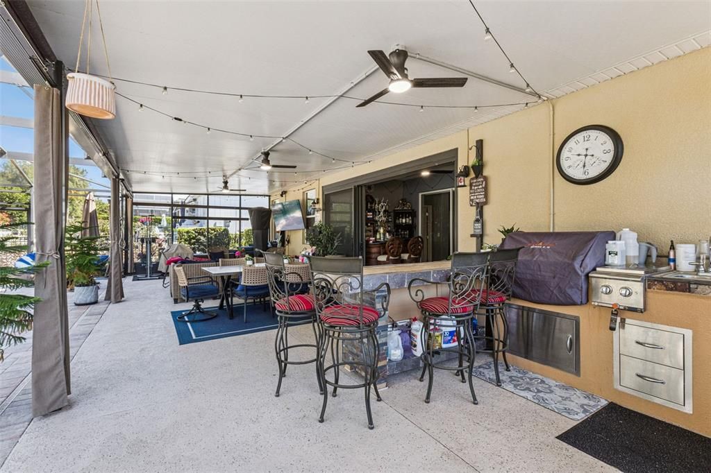 For Sale: $549,000 (4 beds, 3 baths, 2242 Square Feet)
