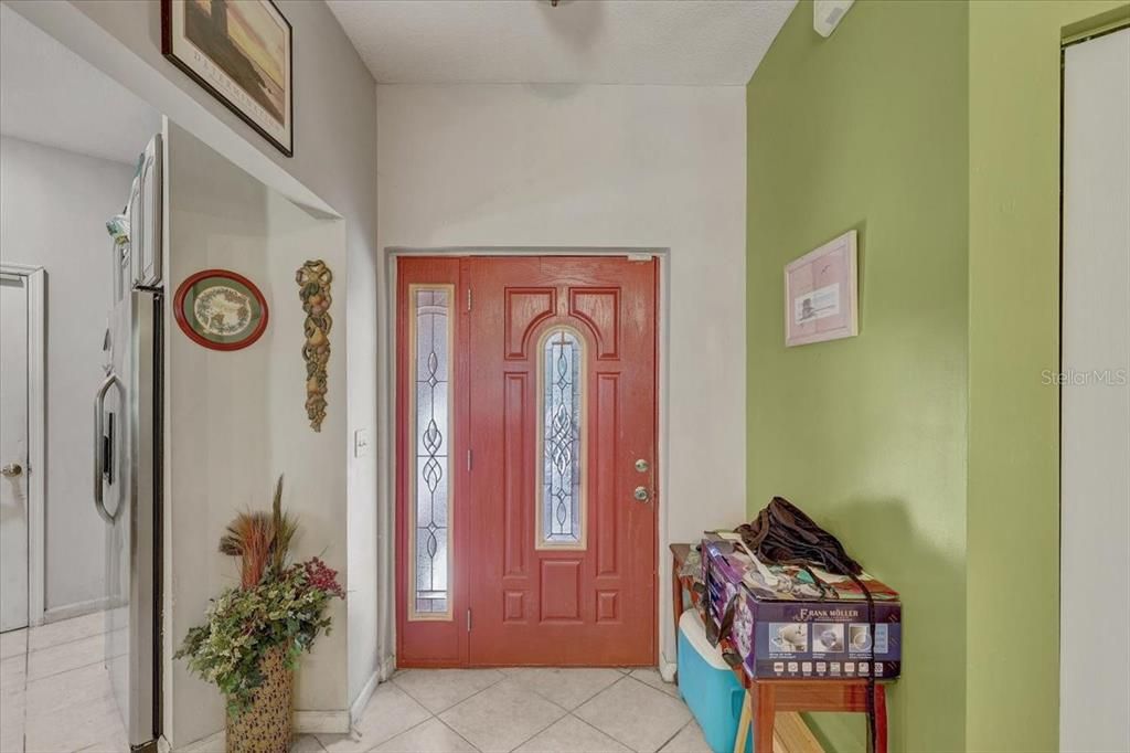 На продажу: $399,900 (2 спален, 2 ванн, 1423 Квадратных фут)